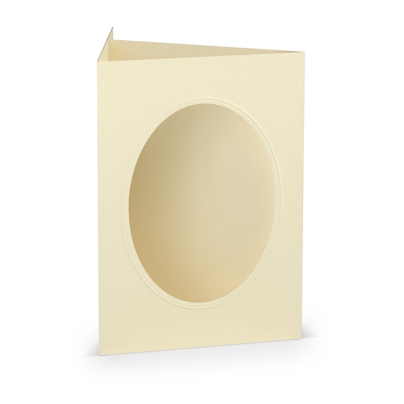 cartes passe partout (portrait) colorées - crème (chamois) 120 x 169 mm (din b6) | 220 g/m² côtelé (paperado) | passe-partout ovale 8,7 x 11,2 cm | pas de fermeture | pas de rabat | 50 pièces