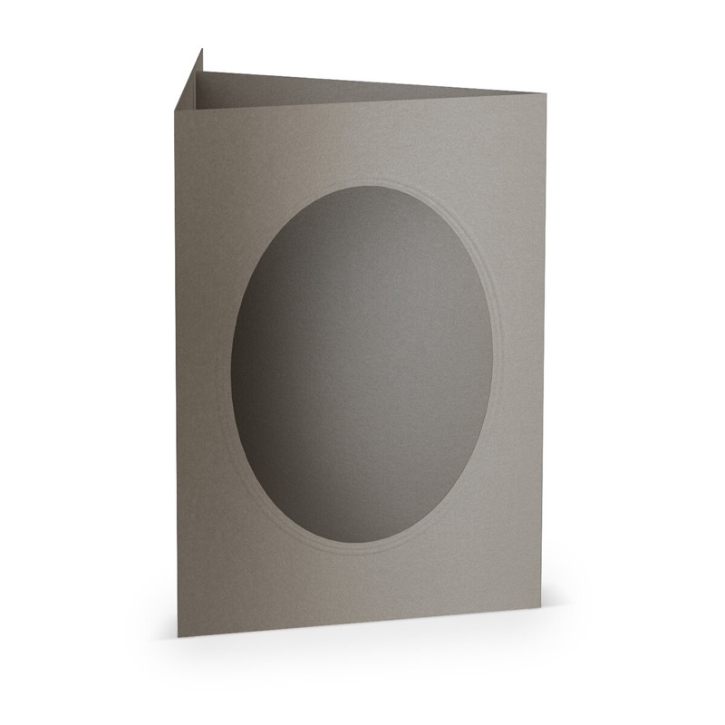 cartes passe partout (portrait) colorées - gris (gris taupe) 120 x 169 mm (din b6) | 220 g/m² métallique | passe-partout ovale 8,7 x 11,2 cm | pas de fermeture | pas de rabat | 50 pièces