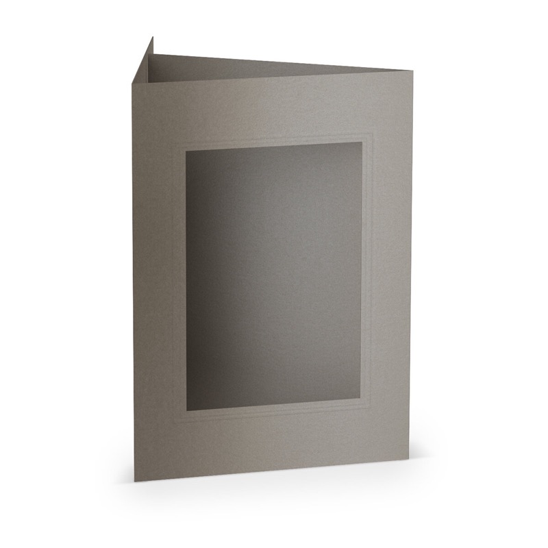 cartes passe partout (portrait) colorées - gris (gris taupe) 120 x 169 mm (din b6) | 220 g/m² métallique | passe-partout carré 7,6 x 11 cm | pas de fermeture | pas de rabat | 50 pièces