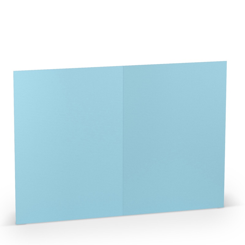 cartes pliantes (portrait) colorées bleu (bleu délavé) 120 x 169 mm (din b6) | 220 g/qm côtelé (paperado) | sans fenêtre | pas de fermeture | pas de rabat | 50 pièces