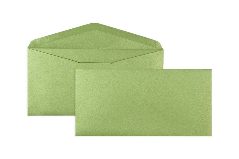 enveloppes colorées vert (vert olive glamoureux) 110 x 220 mm (dl) | 120 g/m² brillant | sans fenêtre | fermeture gommée | rabat pointu | 100 pièces
