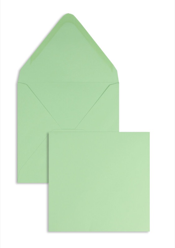 enveloppes colorées vert (vert pistache) 120 x 120 mm | 120 g/m² offset | sans fenêtre | fermeture gommée | rabat pointu | 100 pièces