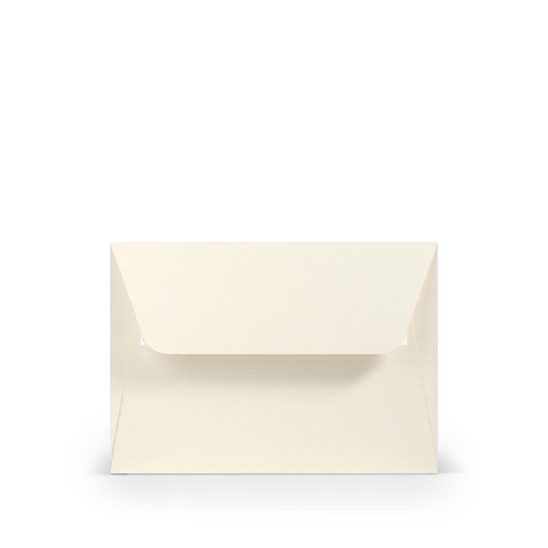 enveloppes colorées crème (ivoire clair) 125 x 176 mm (b6) | 100 g/m² côtelé (paperado) | sans fenêtre | fermeture adhésive | rabat droit | 100 pièces