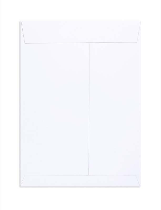 pochettes blanc (blanc d'hiver) 229 x 324 mm (c4) | 210 g/m² offset | sans fenêtre | fermeture adhésive | rabat droit | 125 pièces
