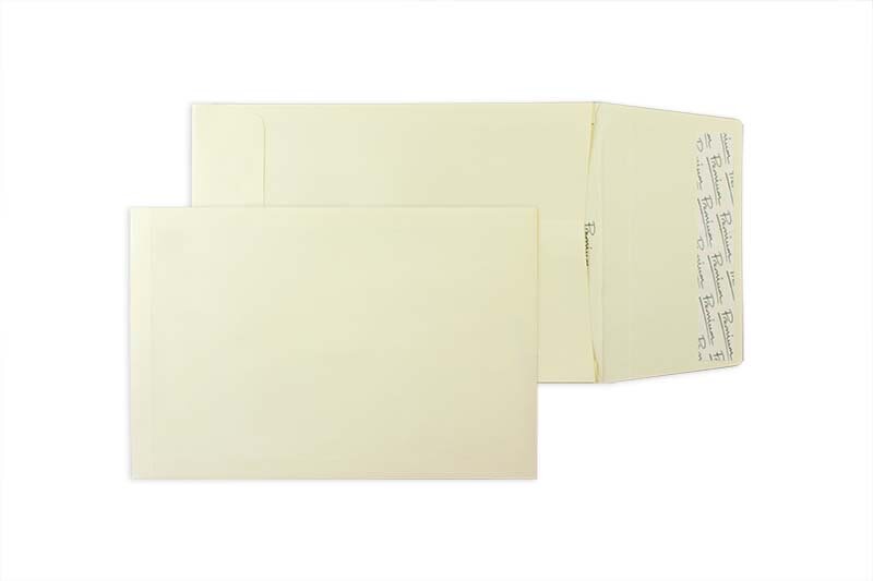 pochettes à rabats colorées crème (pastel crème) 162 x 229 x 25 mm c5 | 140 g/m² lisse | sans fenêtre | fermeture adhésive | rabat droit | 125 pièces