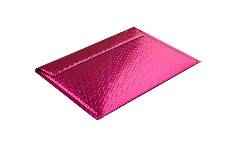 enveloppes à bulles colorées rose (rose foncé flamant) 235 x 345 mm (c4) | 180 my pochettes à bulles métalliques - brillantes | sans fenêtre | fermeture adhésive | rabat droit | 10 pièces