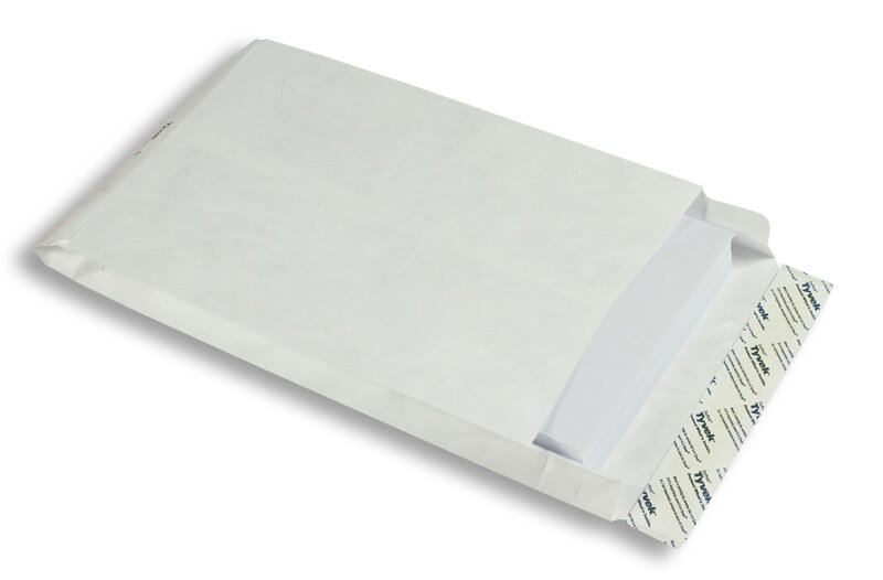 pochettes à rabats blanc 250 x 381 x 50 mm | 55 g/m² tyvek (indéchirable) | sans fenêtre | fermeture adhésive | rabat droit | 100 pièces