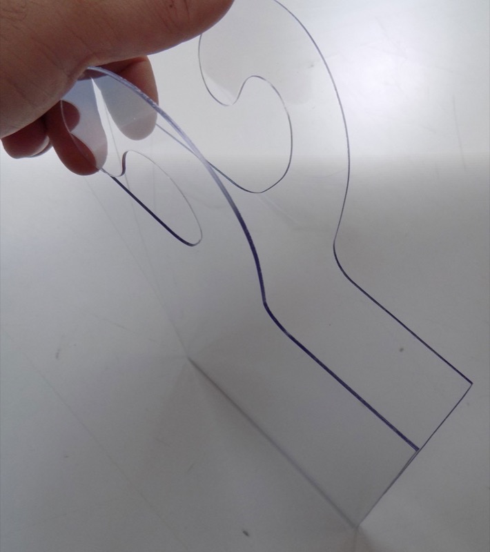 Cravate Plexiglas A4 horizontal — plexiglas, format A4