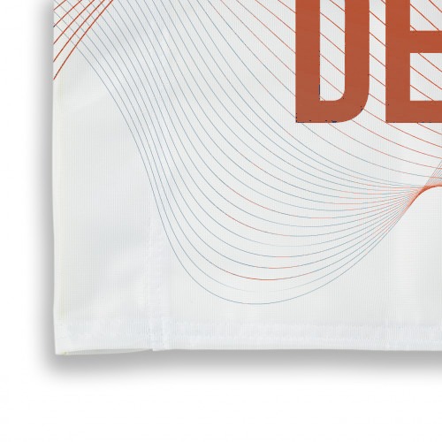 Drapeau avec manche fermée pour bâton — vue principale (1/5)